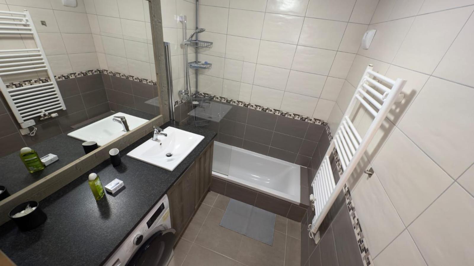 Le Criou - 3 Bedroom Apartment 5 Minutes Walk To The Village Centre Samoëns Exteriör bild